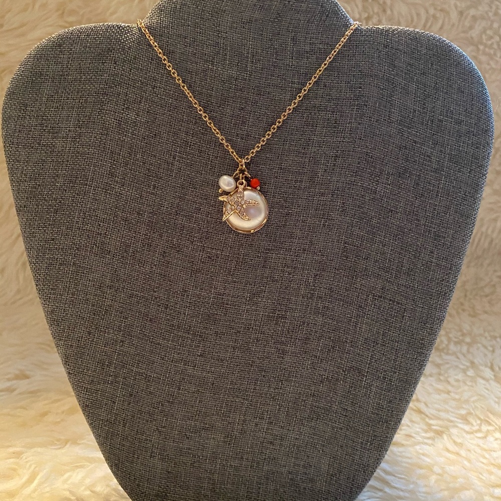 Starfish Necklace and Earring Set - Picture 3 of 3